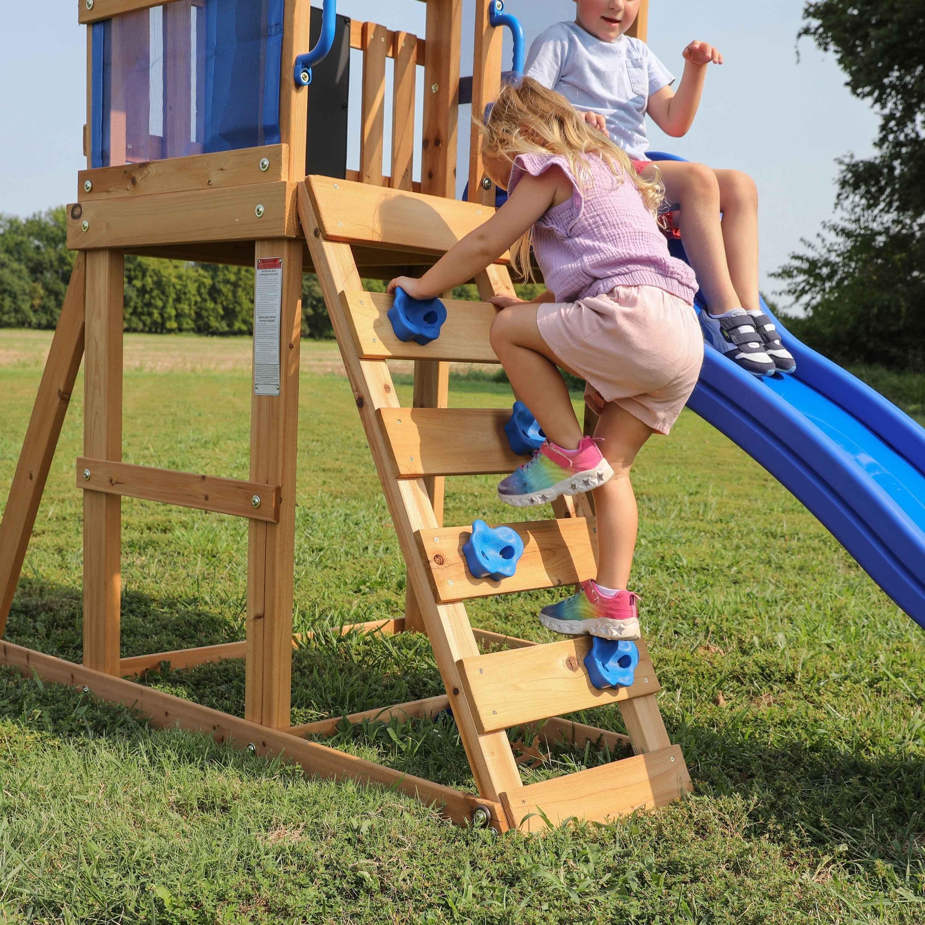 Backyard Discovery Bay Pointe Swing Set.
