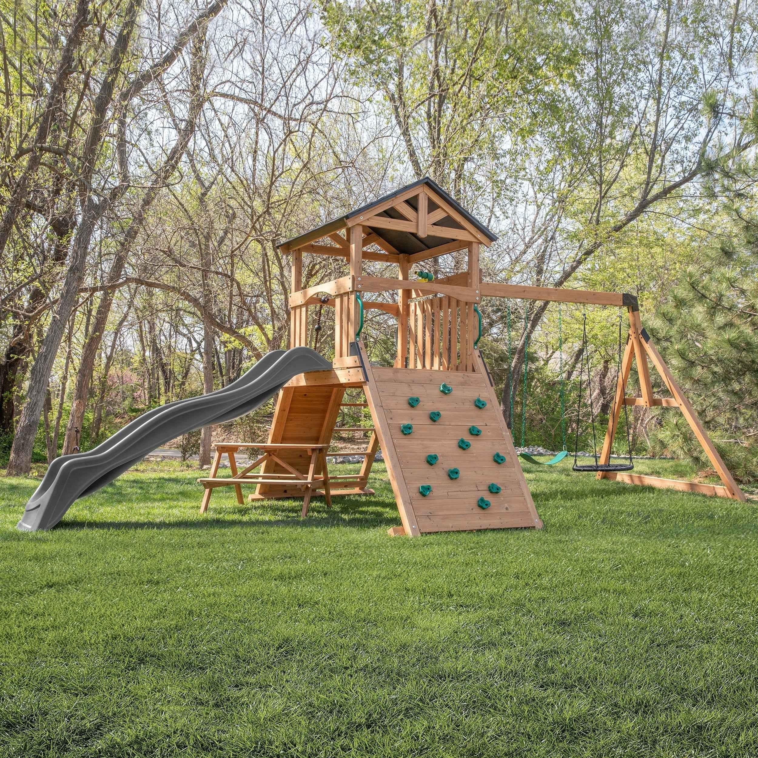 Backyard Discovery Endeavor II Swing Set.