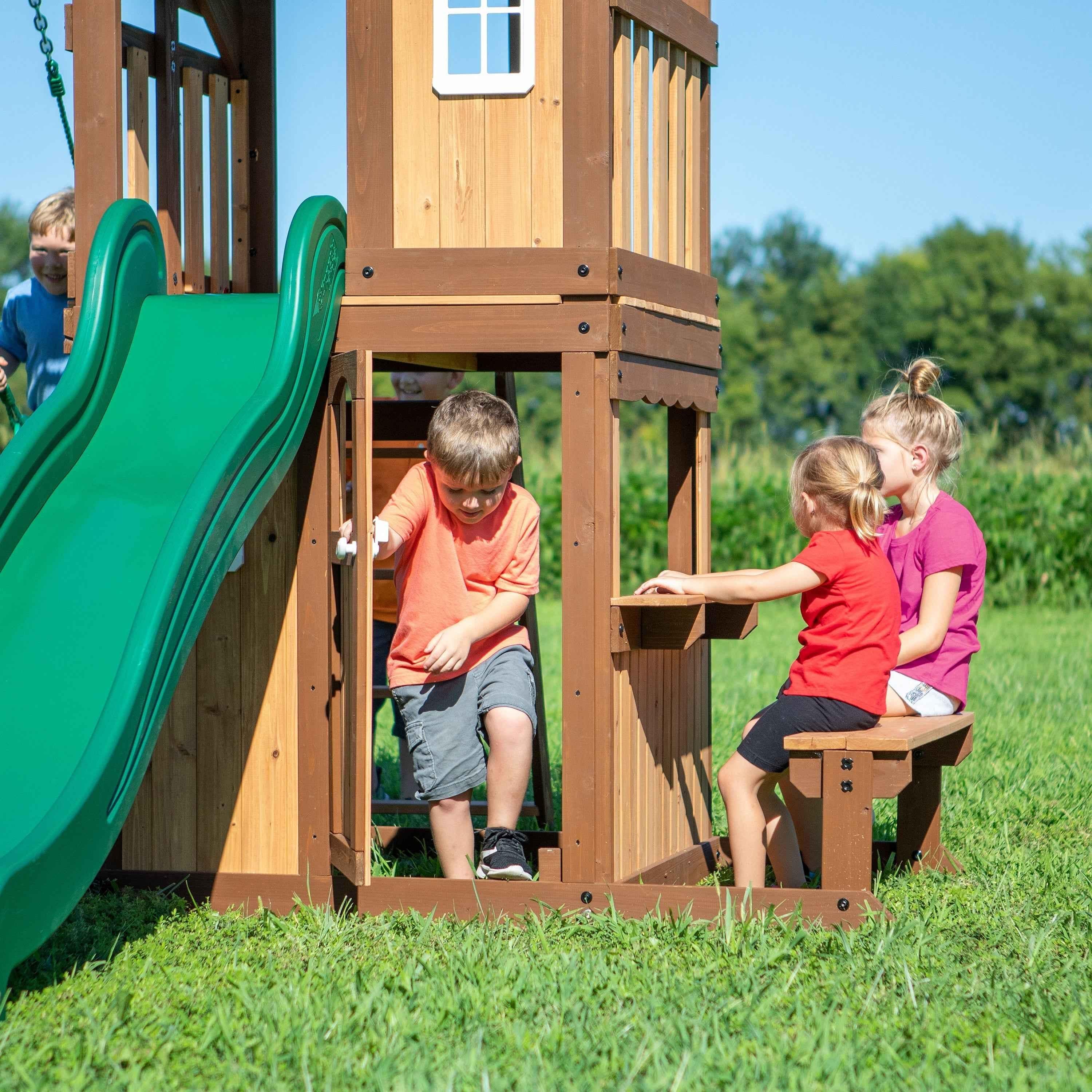 Backyard Discovery Lakewood Swing Set.