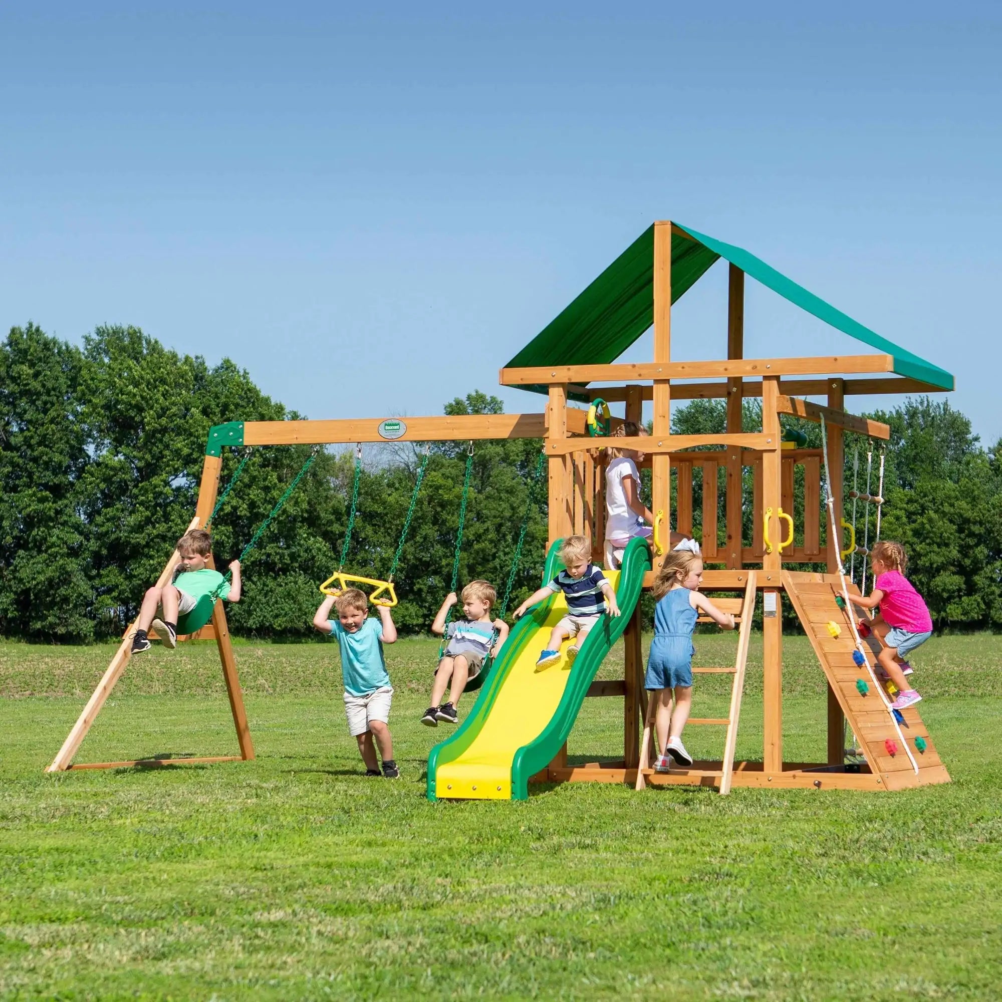 Backyard Discovery Mount McKinley Swing Set.